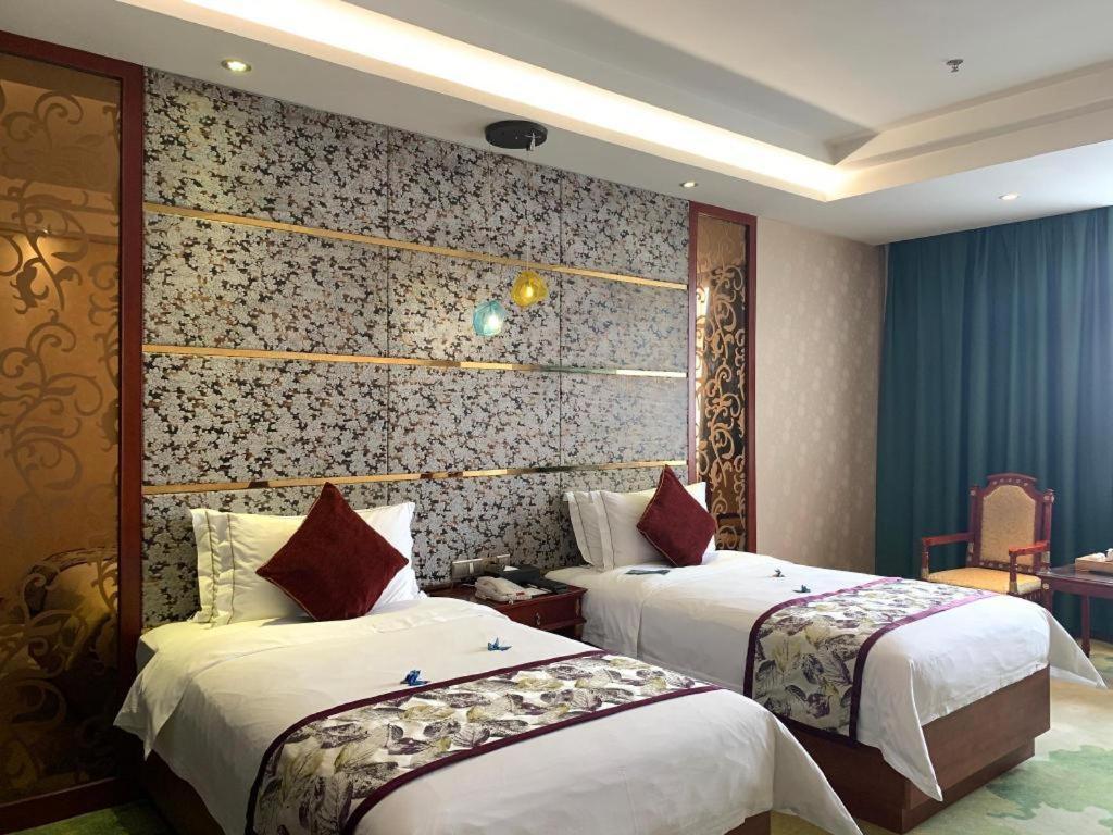 Shenzhen Kai Long International Hotel Exterior photo