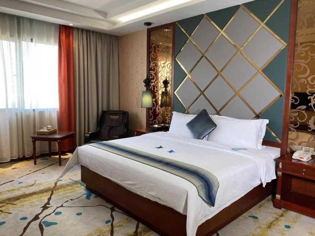 Shenzhen Kai Long International Hotel Exterior photo