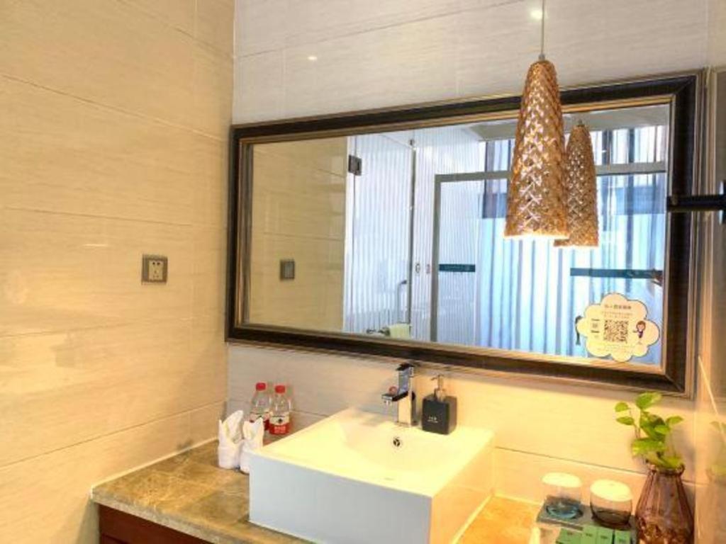Shenzhen Kai Long International Hotel Exterior photo